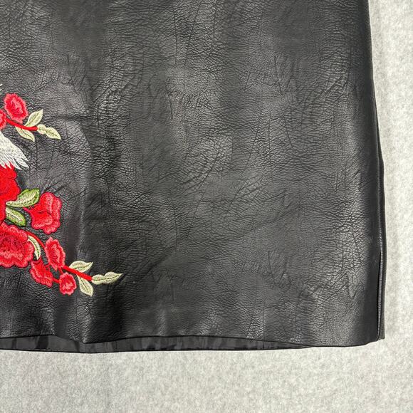Jean Pascale Skirt Size 12 Mini Faux Leather Floral Embroidered Moto Witchy Boho - Picture 6 of 13